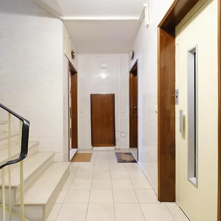 Cosmopolitan Flat *